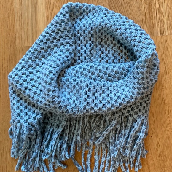 Infiniti scarf - Picture 3 of 3